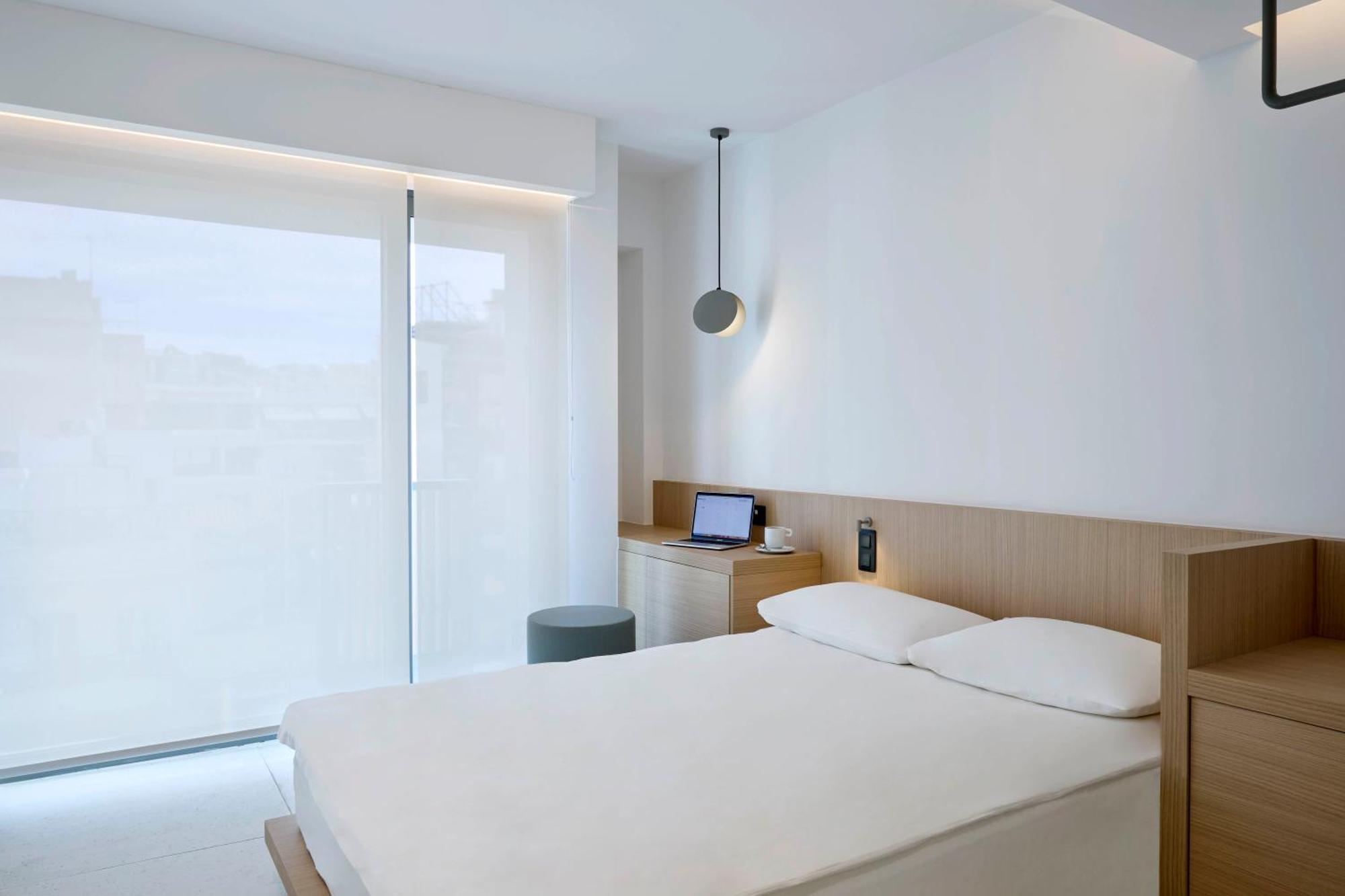 Twinn Downtown Piraeus, Santikos Collection Exterior photo